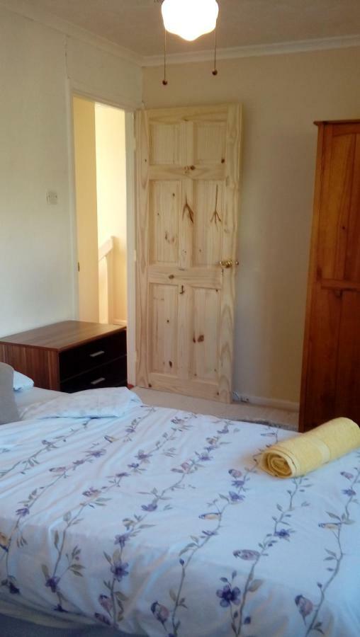 Lavender House Hotel Bridgend  Buitenkant foto
